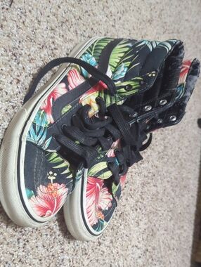 Vans Floral High-Top Skate Sneakers - Black with Multicolor Tropical Print